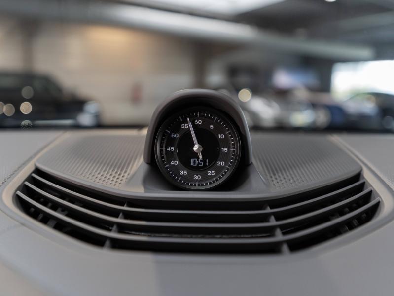 Voitures occasions PORSCHE Taycan 4S Champagne-au-Mont-d'Or