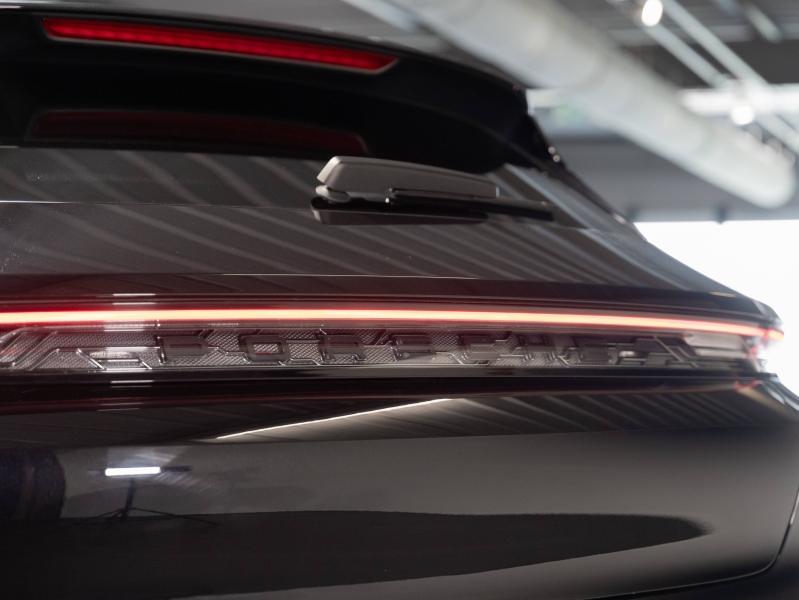 Voitures occasions PORSCHE Taycan 4S Champagne-au-Mont-d'Or