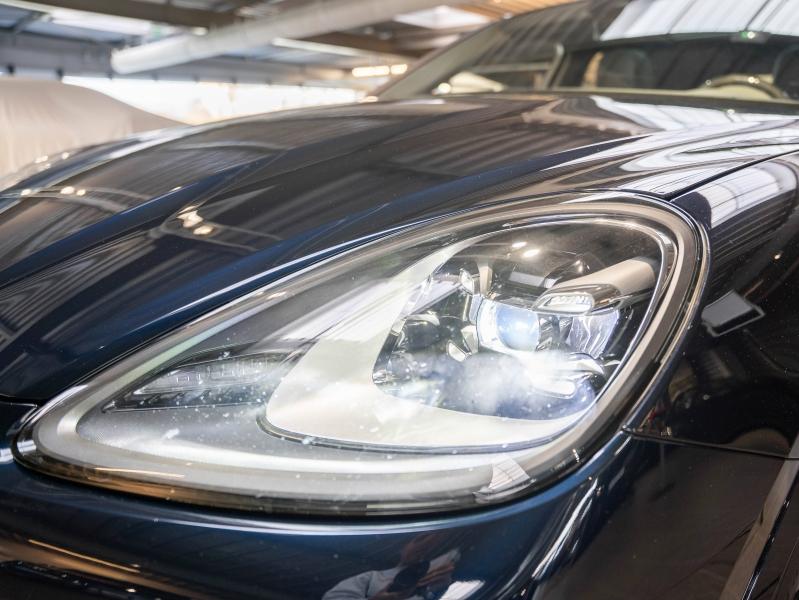 Voitures occasions PORSCHE Cayenne Coupe E-Hybrid Platinum Ed Champagne-au-Mont-d'Or