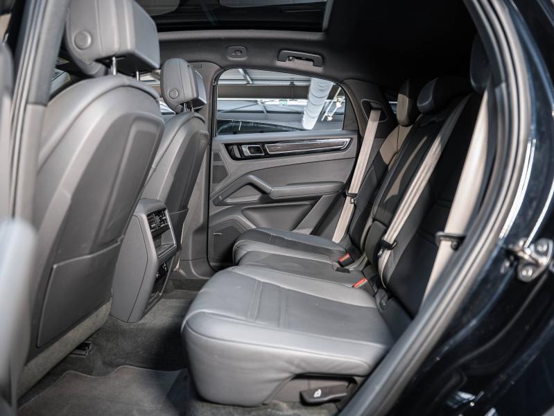 Voitures occasions PORSCHE Cayenne Coupe E-Hybrid Platinum Ed Champagne-au-Mont-d'Or