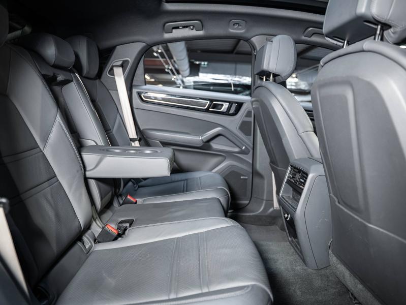 Voitures occasions PORSCHE Cayenne Coupe E-Hybrid Platinum Ed Champagne-au-Mont-d'Or