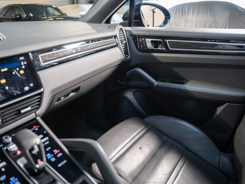 Voitures occasions PORSCHE Cayenne Coupe E-Hybrid Platinum Ed Champagne-au-Mont-d'Or