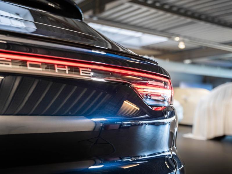 Voitures occasions PORSCHE Cayenne Coupe E-Hybrid Platinum Ed Champagne-au-Mont-d'Or