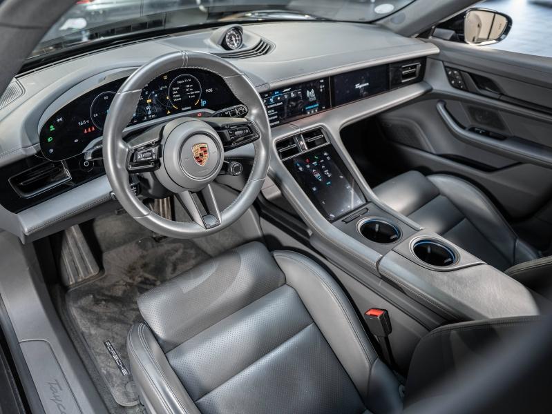 Voitures occasions PORSCHE Taycan Sport Turismo Base Champagne-au-Mont-d'Or