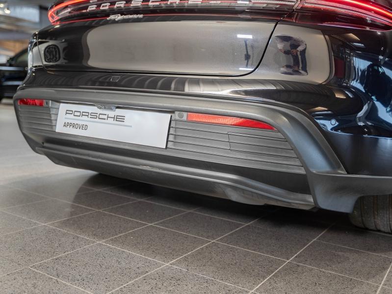 Voitures occasions PORSCHE Taycan Base Champagne-au-Mont-d'Or