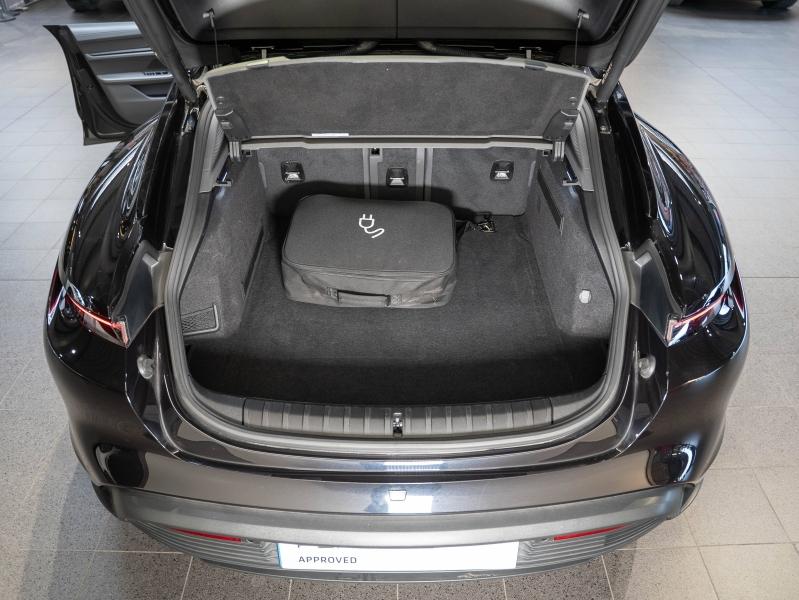Voitures occasions PORSCHE Taycan Sport Turismo Base Champagne-au-Mont-d'Or