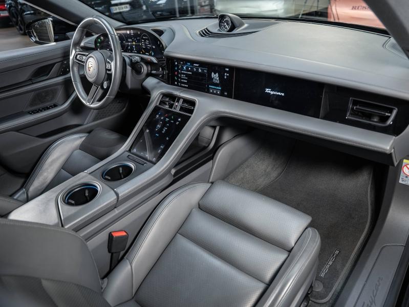 Voitures occasions PORSCHE Taycan Sport Turismo Base Champagne-au-Mont-d'Or