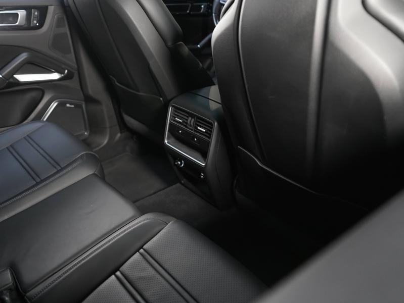 Voitures occasions PORSCHE Cayenne Coupe Turbo S E-Hybrid Champagne-au-Mont-d'Or