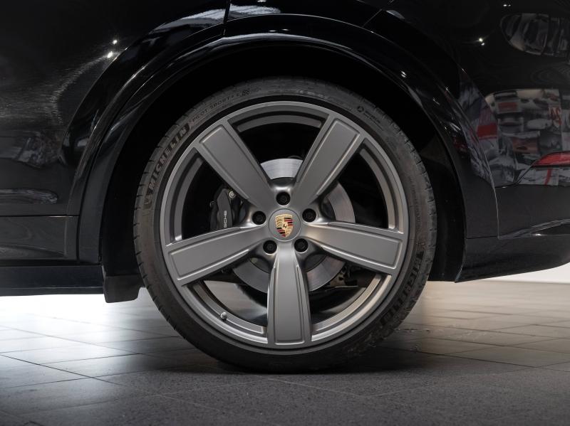 Voitures occasions PORSCHE Cayenne Coupe E-Hybrid Platinum Ed Champagne-au-Mont-d'Or