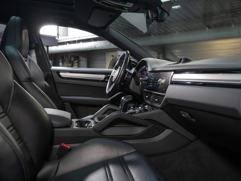 Voitures occasions PORSCHE Cayenne Coupe E-Hybrid Platinum Ed Champagne-au-Mont-d'Or