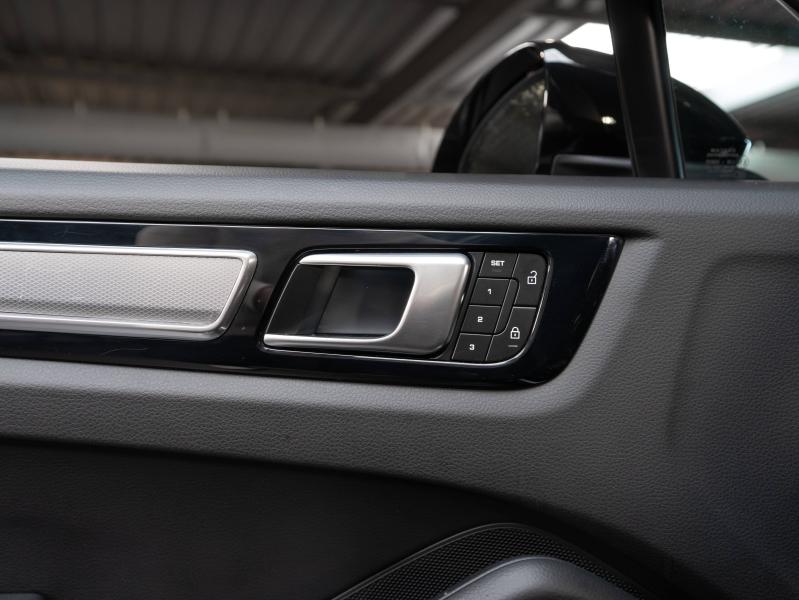 Voitures occasions PORSCHE Cayenne Coupe E-Hybrid Platinum Ed Champagne-au-Mont-d'Or