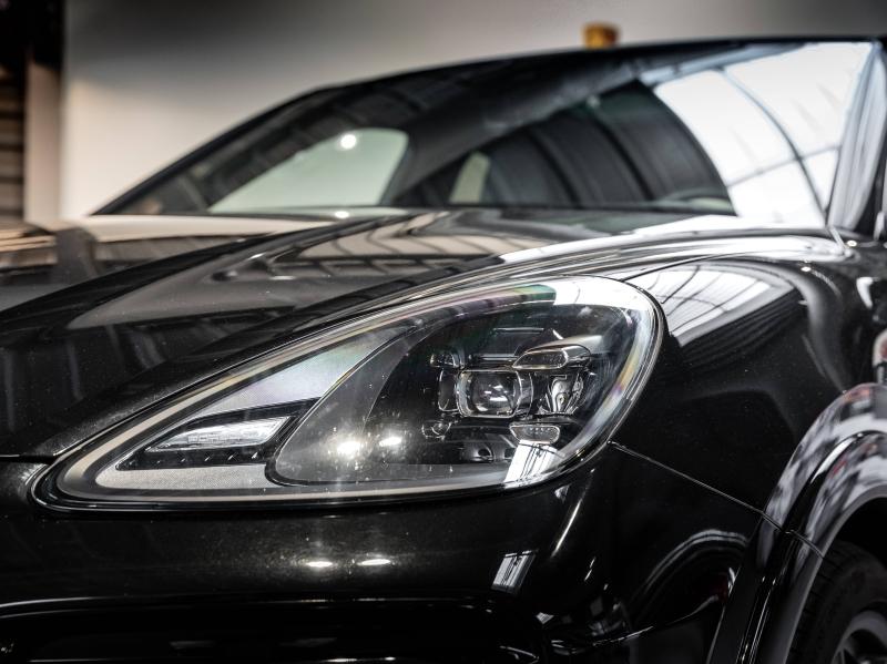 Voitures occasions PORSCHE Cayenne Coupe E-Hybrid Platinum Ed Champagne-au-Mont-d'Or