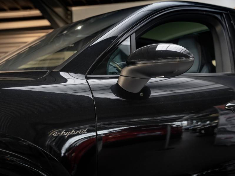 Voitures occasions PORSCHE Cayenne Coupe E-Hybrid Platinum Ed Champagne-au-Mont-d'Or