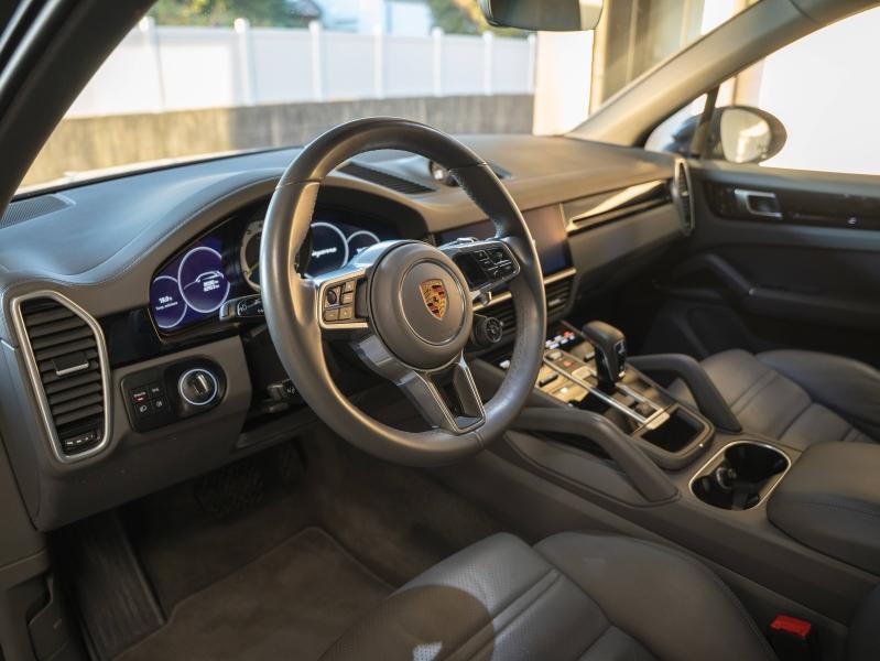 Voitures occasions PORSCHE CAYENNE E-Hybrid Champagne-au-Mont-d'Or