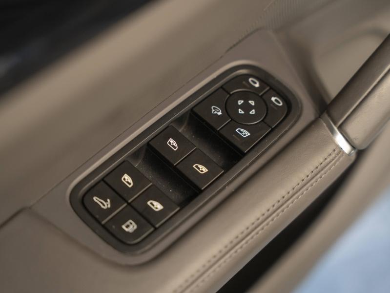 Voitures occasions PORSCHE CAYENNE E-Hybrid Champagne-au-Mont-d'Or