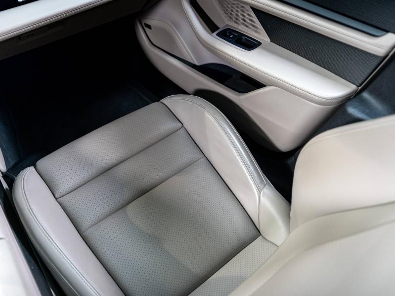 Voitures occasions PORSCHE Taycan Sport Turismo GTS Champagne-au-Mont-d'Or