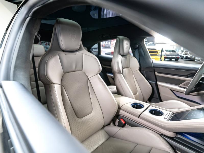 Voitures occasions PORSCHE Taycan Sport Turismo GTS Champagne-au-Mont-d'Or