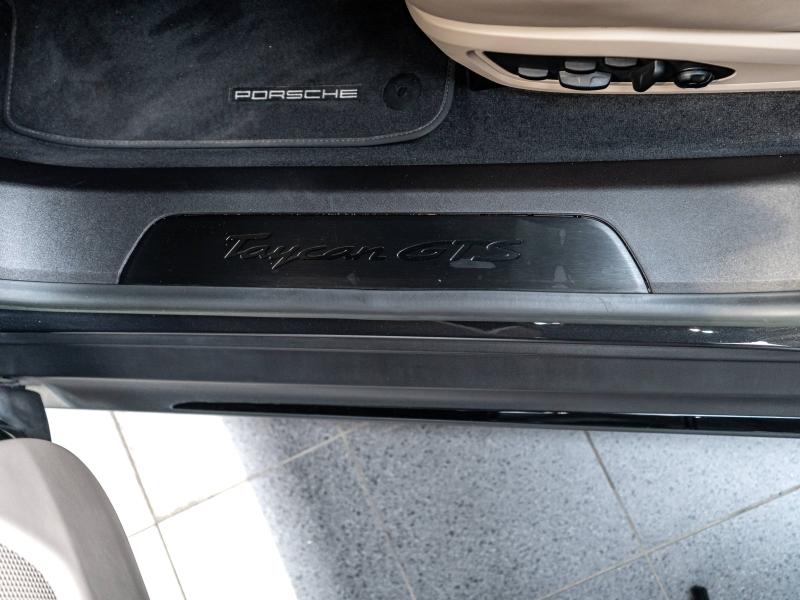 Voitures occasions PORSCHE Panamera Spt Turismo GTS Champagne-au-Mont-d'Or