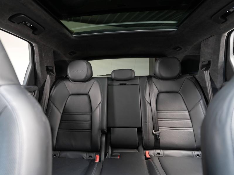 Voitures occasions PORSCHE CAYENNE Turbo S E-Hybrid Champagne-au-Mont-d'Or