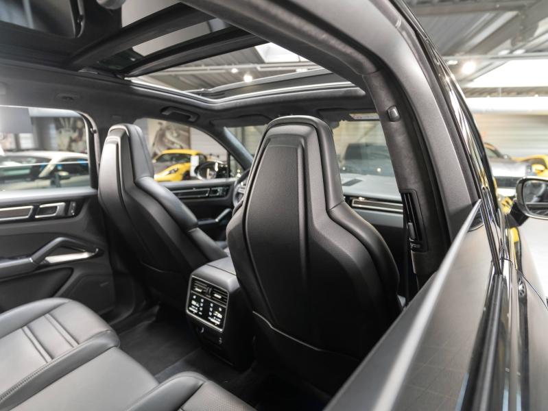 Voitures occasions PORSCHE CAYENNE Turbo S E-Hybrid Champagne-au-Mont-d'Or