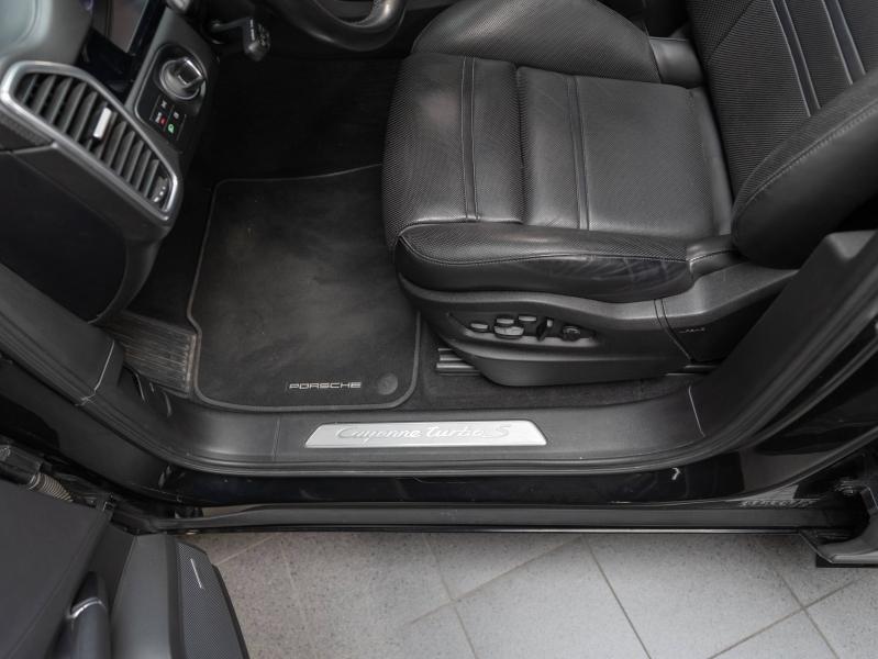 Voitures occasions PORSCHE CAYENNE Turbo S E-Hybrid Champagne-au-Mont-d'Or