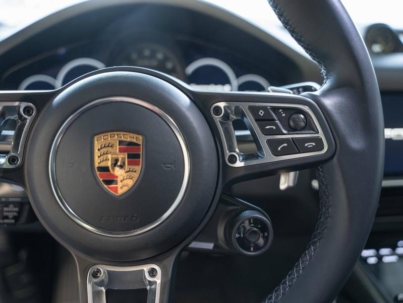Voitures occasions PORSCHE Cayenne Coupe Turbo S E-Hybrid Champagne-au-Mont-d'Or