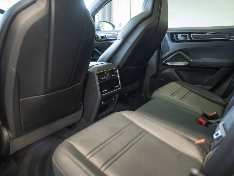 Voitures occasions PORSCHE Cayenne Coupe Turbo S E-Hybrid Champagne-au-Mont-d'Or