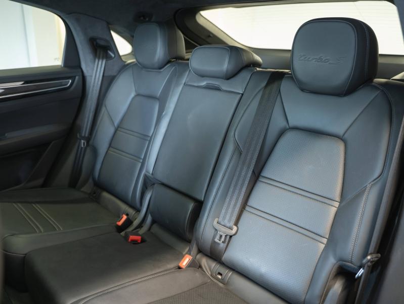 Voitures occasions PORSCHE Cayenne Coupe Turbo S E-Hybrid Champagne-au-Mont-d'Or