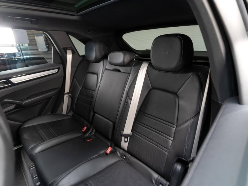 Voitures occasions PORSCHE CAYENNE E-Hybrid Platinum Ed Champagne-au-Mont-d'Or