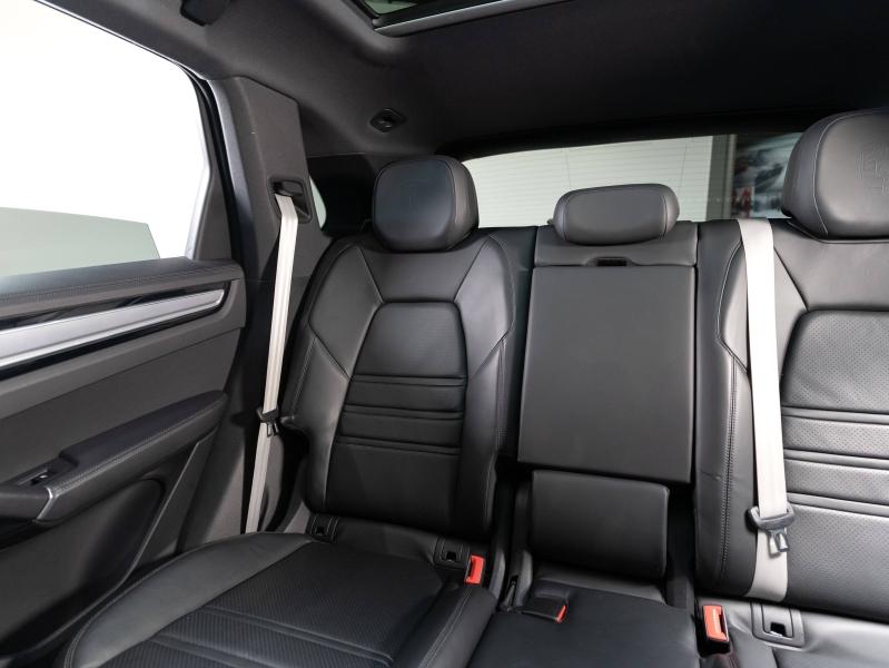 Voitures occasions PORSCHE CAYENNE E-Hybrid Platinum Ed Champagne-au-Mont-d'Or
