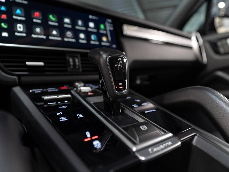 Voitures occasions PORSCHE CAYENNE E-Hybrid Platinum Ed Champagne-au-Mont-d'Or