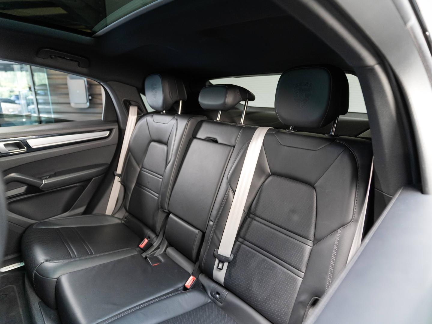Voitures occasions PORSCHE Cayenne Coupe E-Hybrid Platinum Ed Champagne-au-Mont-d'Or