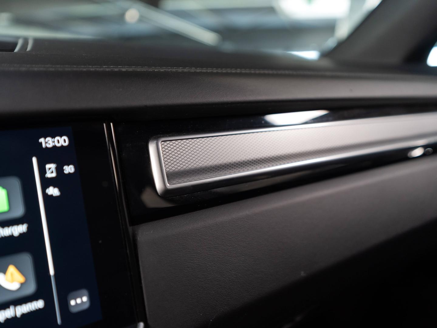 Voitures occasions PORSCHE Cayenne Coupe E-Hybrid Platinum Ed Champagne-au-Mont-d'Or