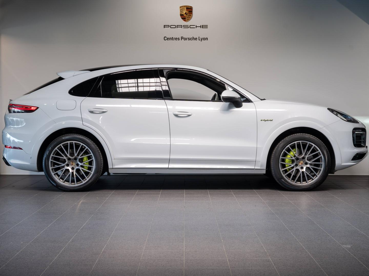 Voitures occasions PORSCHE Cayenne Coupe E-Hybrid Platinum Ed Champagne-au-Mont-d'Or