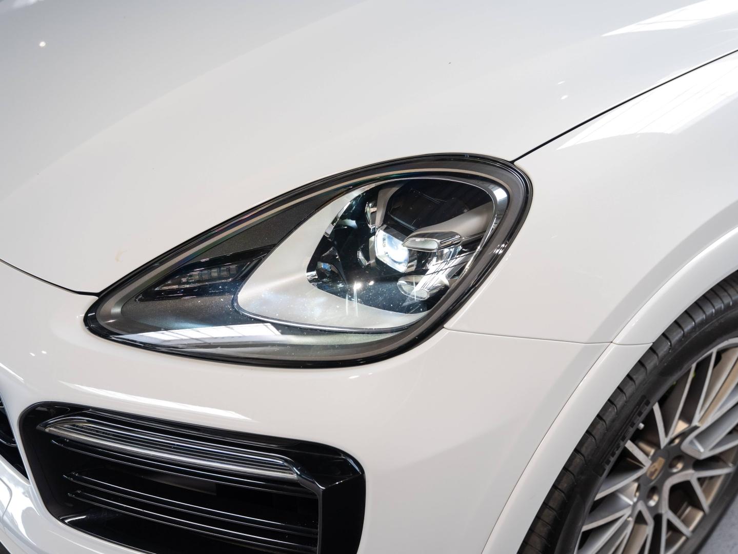 Voitures occasions PORSCHE Cayenne Coupe E-Hybrid Platinum Ed Champagne-au-Mont-d'Or