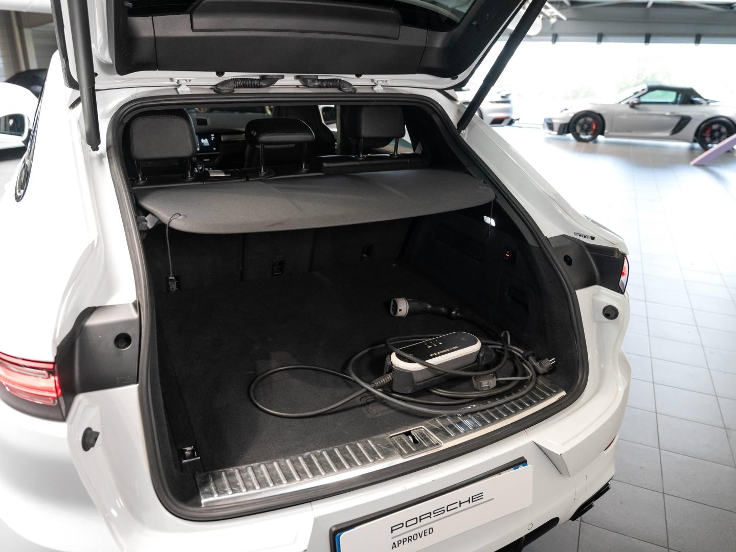 Voitures occasions PORSCHE Cayenne Coupe E-Hybrid Platinum Ed Champagne-au-Mont-d'Or