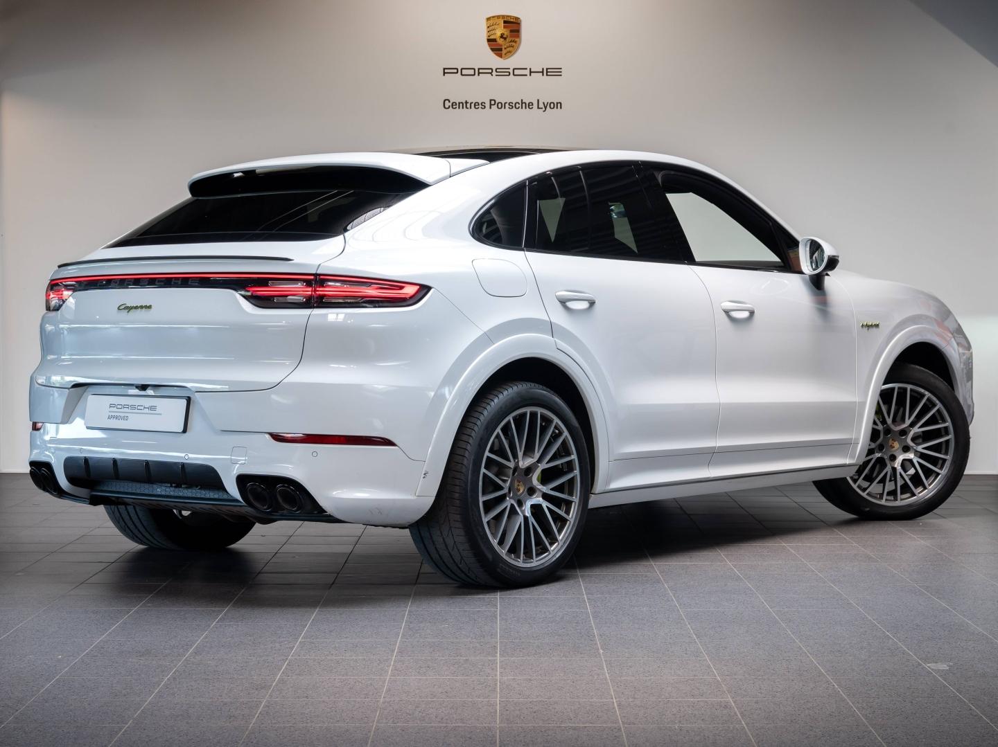 Voitures occasions PORSCHE Cayenne Coupe E-Hybrid Platinum Ed Champagne-au-Mont-d'Or