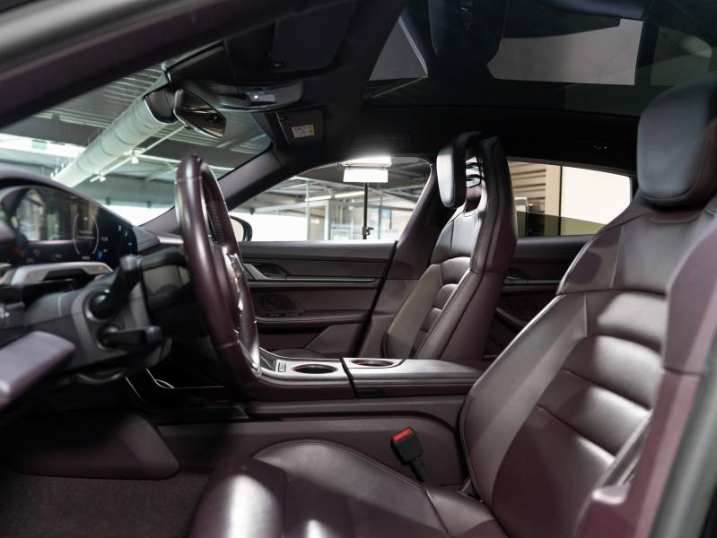 Voitures occasions PORSCHE Taycan Cross Turismo 4 Champagne-au-Mont-d'Or