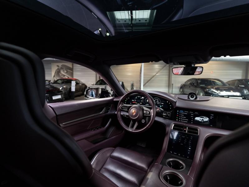 Voitures occasions PORSCHE Taycan Cross Turismo 4 Champagne-au-Mont-d'Or