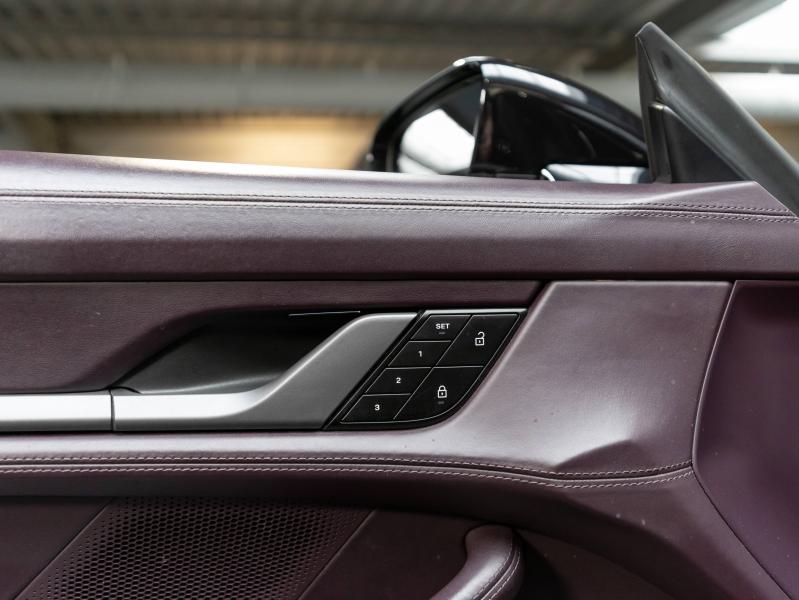 Voitures occasions PORSCHE Taycan Cross Turismo 4 Champagne-au-Mont-d'Or