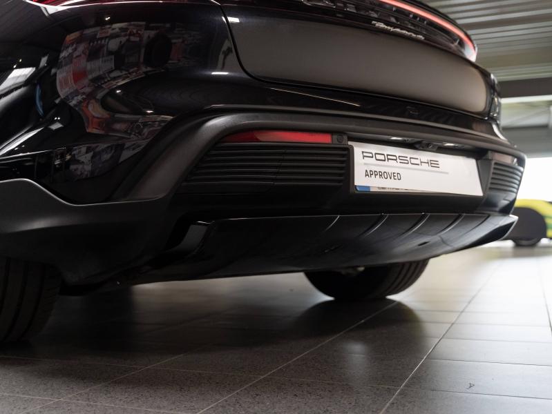 Voitures occasions PORSCHE Taycan Cross Turismo 4 Champagne-au-Mont-d'Or