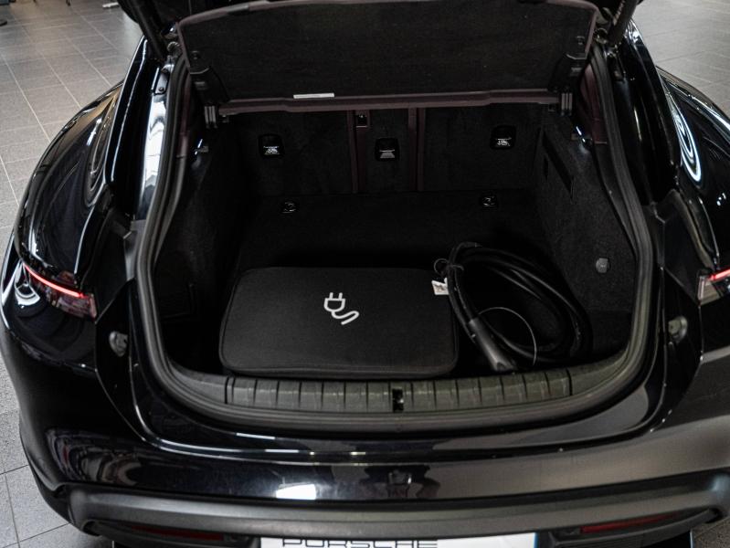 Voitures occasions PORSCHE Taycan Cross Turismo 4 Champagne-au-Mont-d'Or