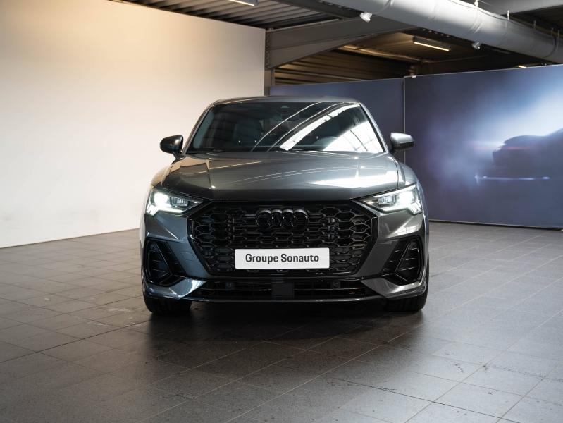 Voitures occasions Audi Q3 Sportback S line Champagne-au-Mont-d'Or