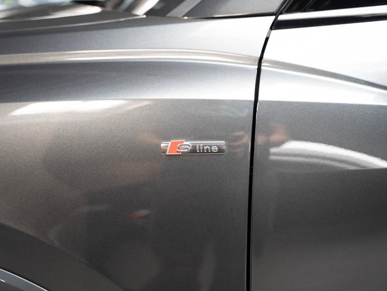 Voitures occasions Audi Q3 Sportback S line Champagne-au-Mont-d'Or