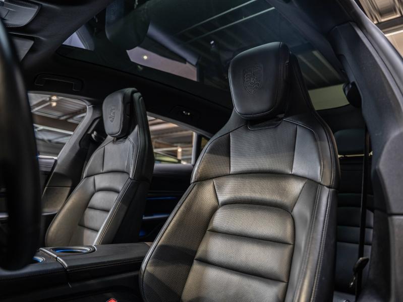 Voitures occasions PORSCHE Taycan Cross Turismo 4S Champagne-au-Mont-d'Or