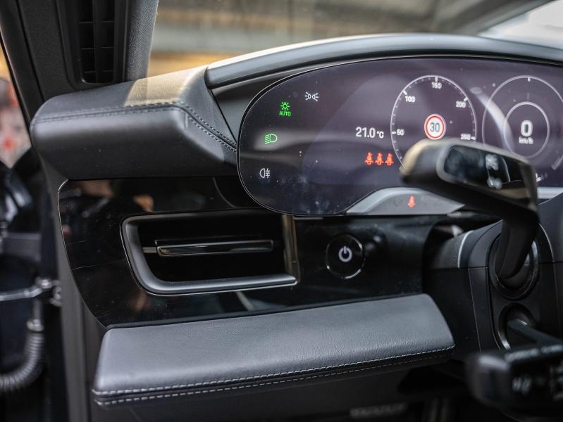 Voitures occasions PORSCHE Taycan Cross Turismo 4S Champagne-au-Mont-d'Or