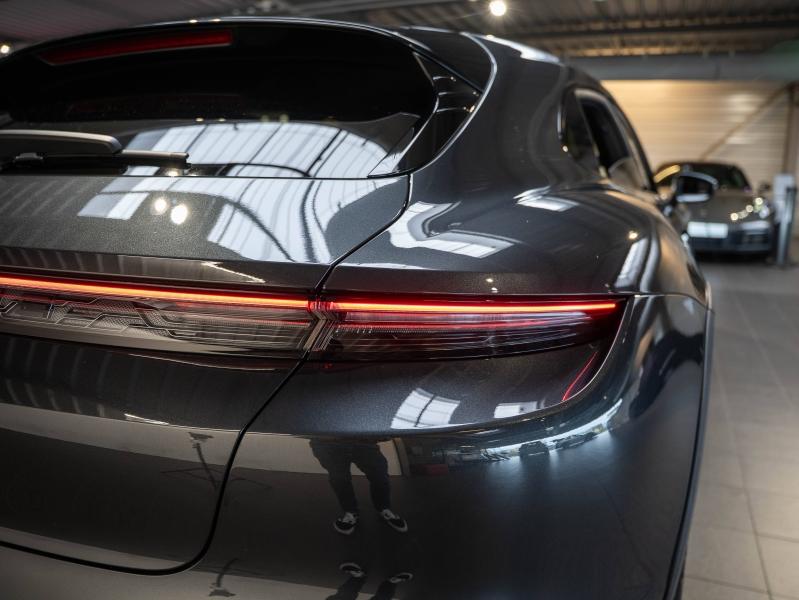 Voitures occasions PORSCHE Taycan Cross Turismo 4S Champagne-au-Mont-d'Or