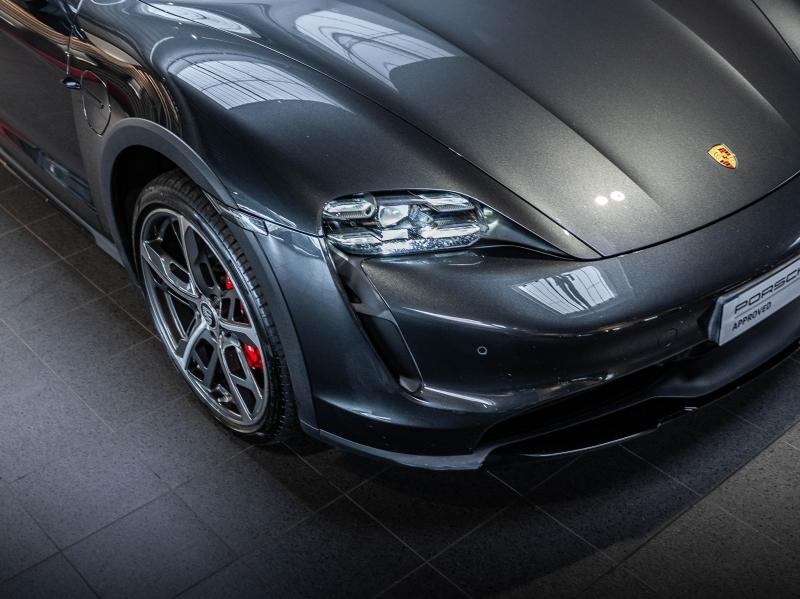 Voitures occasions PORSCHE Taycan Cross Turismo 4S Champagne-au-Mont-d'Or