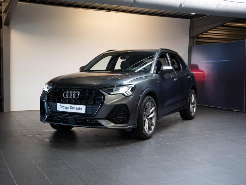 Voitures occasions Audi Q3 S line Champagne-au-Mont-d'Or
