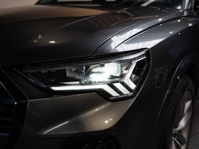 Voitures occasions Audi Q3 S line Champagne-au-Mont-d'Or